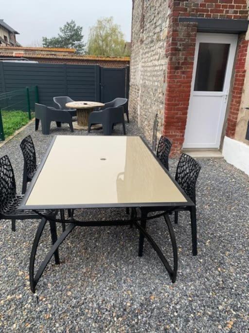La Maison De L'Olivier Poses Luaran gambar